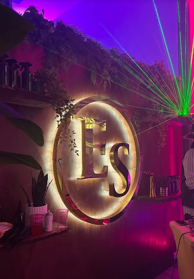 Ethaerial Studio, mid-show